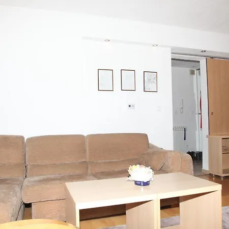 Daire Sara Apartman *